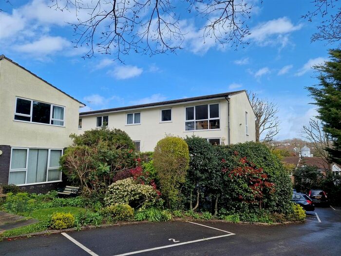 3 Bedroom Flat To Rent In Station Road, Preston, Brighton, BN1