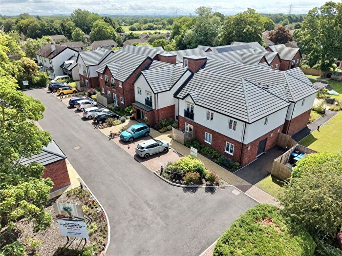 2 Bedroom Apartment For Sale In Hooton Road, Willaston, Neston, Cheshire, CH64