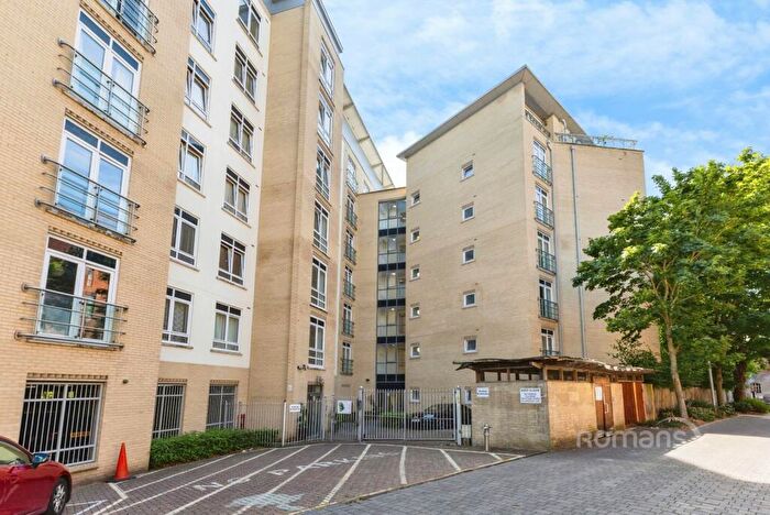2 Bedroom Flat To Rent In The Meridian, Kenavon Drive, Kenavon Drive, RG1