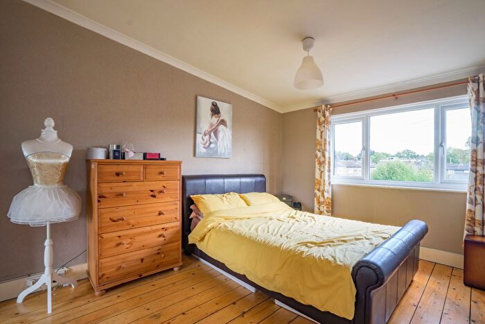 3 Bedroom Terraced House For Sale In Stanbridge Road, Edenbridge, TN8