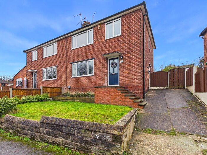 3 Bedroom Semi Detached House For Sale In Eastfield Road, Dronfield, S18