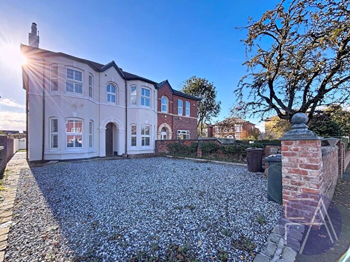 4 Bedroom Semi-Detached House For Sale In Hawkshead Street, Southport, Merseyside, PR9