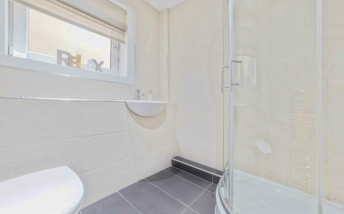 3 Bedroom Flat To Rent In Greenhill Road, Rutherglen, G73