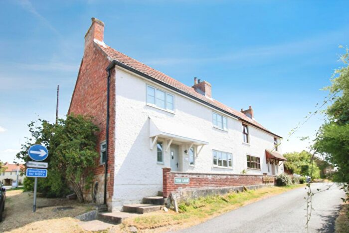 3 Bedroom Semi-Detached House For Sale In Tow Lane, Foston, Grantham, NG32