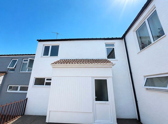 3 Bedroom Terraced House To Rent In Sturton Walk, Corby, NN18