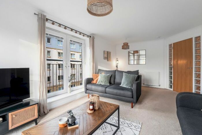 2 Bedroom Flat To Rent In Pilrig Heights, Pilrig, Edinburgh, EH6