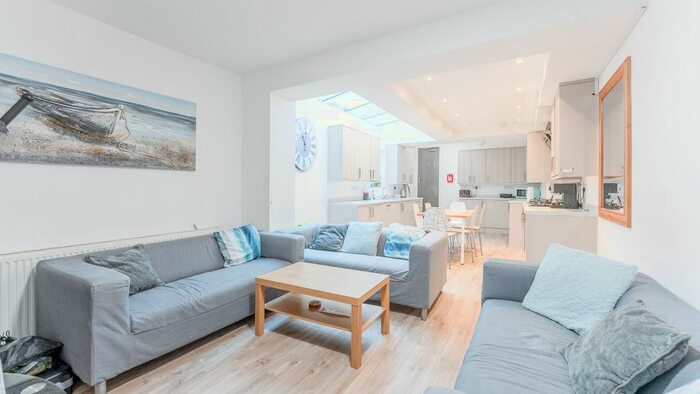 6 Bedroom Terraced House To Rent In Croydon Road, Bournbrook, Birmingham, B29