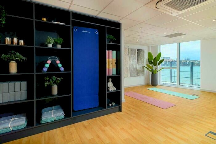 2 Bedroom Apartment To Rent In Centenary Plaza, Southampton, SO19