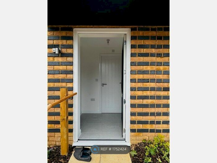 2 Bedroom Semi-Detached House To Rent In Teeswater Way, Whitehouse, Milton Keynes, MK8