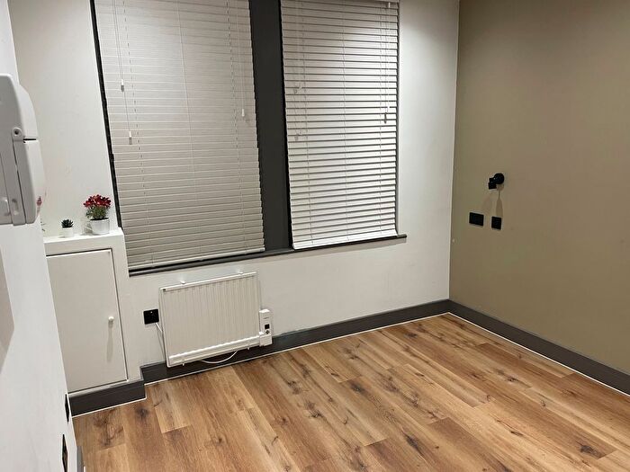 Studio To Rent In Burnt Oak Broadway, Edgware, HA8