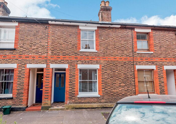2 Bedroom Terraced House To Rent In Mount Street, Dorking, RH4