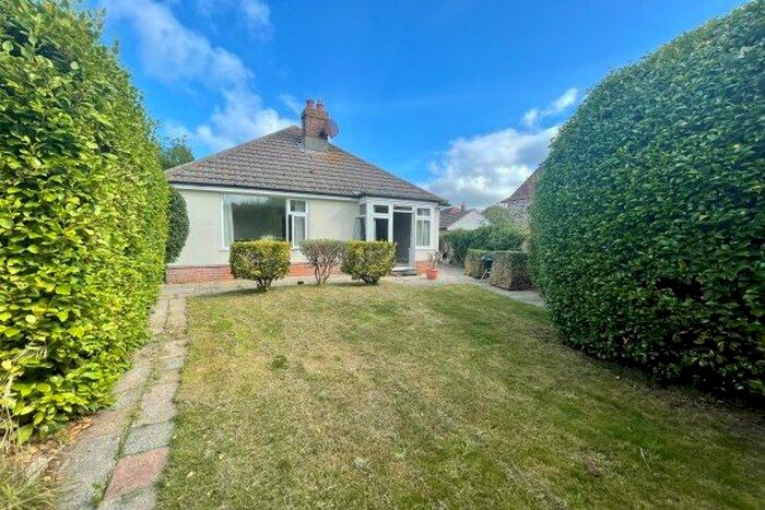 2 Bedroom Detached Bungalow To Rent In Lucerne Avenue, Bournemouth, BH6