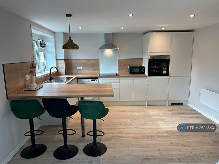 2 Bedroom Flat To Rent In Drygate, Glasgow, G4