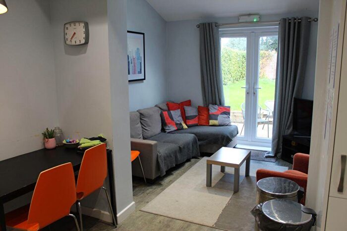 6 Bedroom Semi Detached House To Rent In Room Inclusive Of Bills, OX11