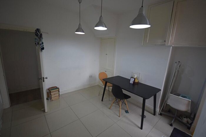 7 Bedroom House To Rent In Ashfield, Liverpool, L15