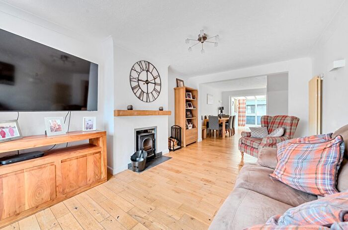 4 Bedroom Semi-detached Bungalow For Sale In Waterleat Road, Paignton, Devon, TQ3