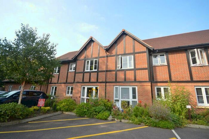 1 Bedroom Retirement Property To Rent In Foxmead Court, Meadowside, Storrington, Pulborough, RH20