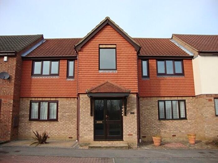 1 Bedroom Flat To Rent In Ellswood, SS15