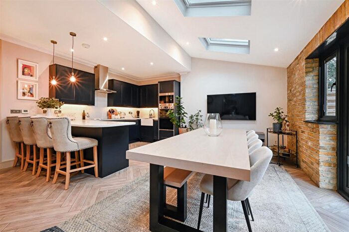 4 Bedroom Terraced House To Rent In Clifton Park Avenue, Raynes Park, SW20