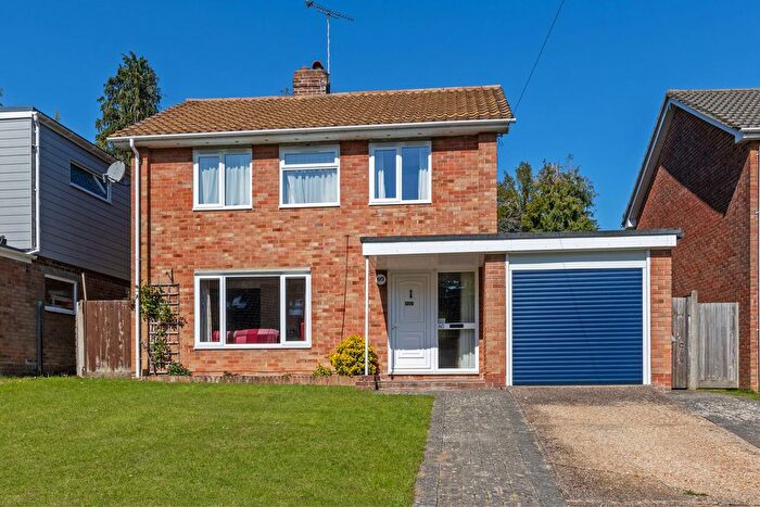 3 Bedroom Detached House For Sale In Teg Down Meads, Winchester, SO22