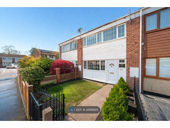 5 Bedroom Terraced House To Rent In Witches Walk, Bridgwater, TA6