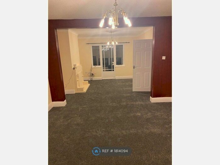 3 Bedroom Terraced House To Rent In Bellman Avenue, Gravesend, DA12