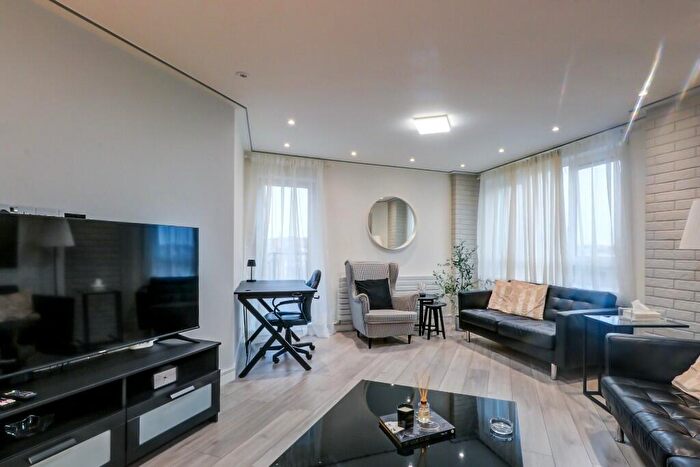 2 Bedroom Apartment To Rent In Greville Road, London, NW6