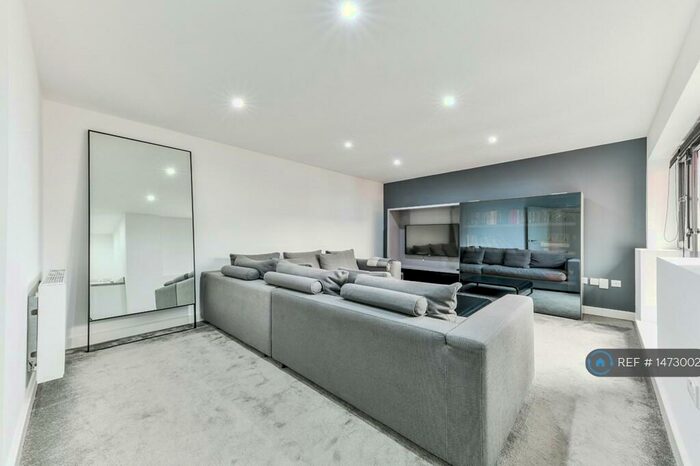 1 Bedroom Flat To Rent In London Road, Mitcham, CR4