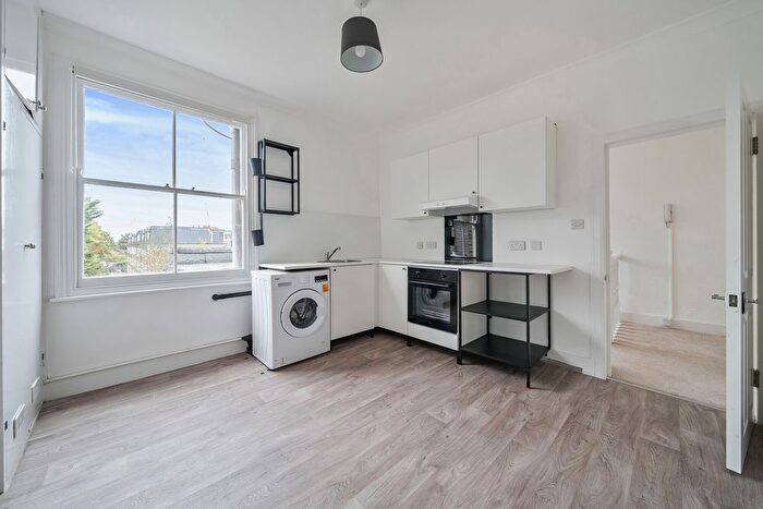 2 Bedroom Flat For Sale In London Road, Bromley, BR1