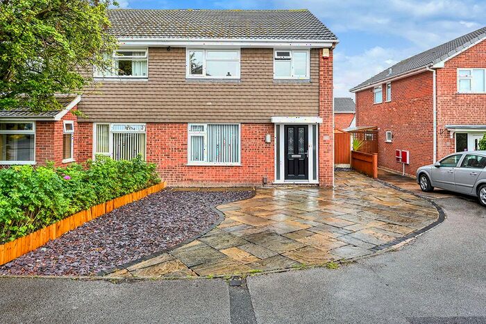 3 Bedroom Semi-Detached House To Rent In Milford Drive, Ilkeston, DE7