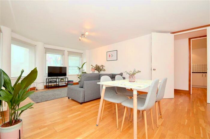 2 Bedroom Apartment To Rent In Basing Place, Shoreditch, E2