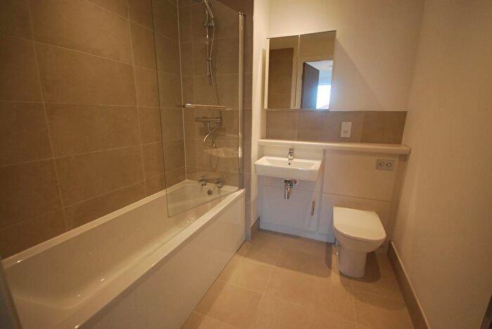 2 Bedroom Apartment To Rent In Leaf Street, Hulme, Manchester, M15