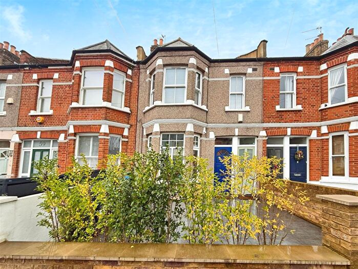 1 Bedroom Flat To Rent In Faraday Road, London, SW19
