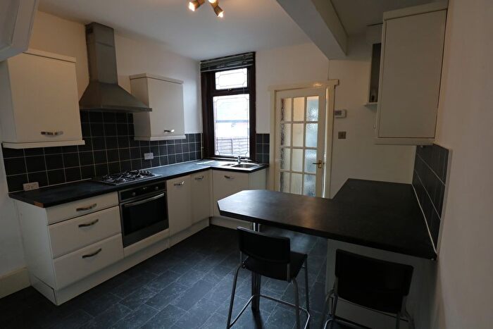 3 Bedroom Terraced House To Rent In Durnford Street, Nottingham, NG7