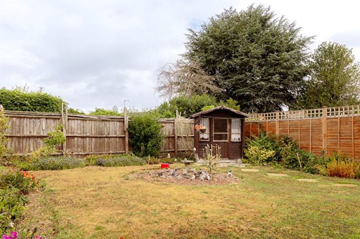 2 Bedroom Detached Bungalow For Sale In Copthorne Road, Kidlington, OX5
