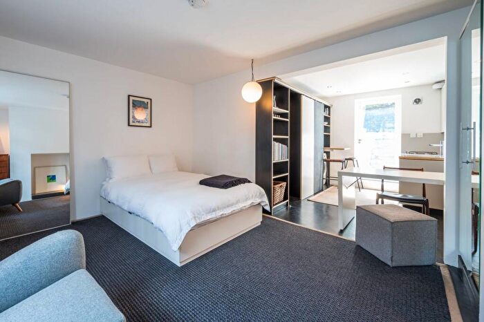 Studio To Rent In Brooksby Street, Islington, London, N1