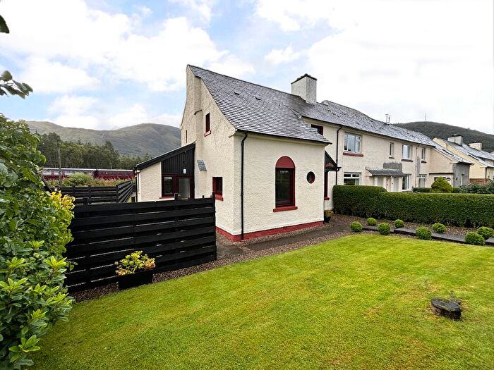3 Bedroom End Of Terrace House For Sale In Lundy Road, Fort William, PH33