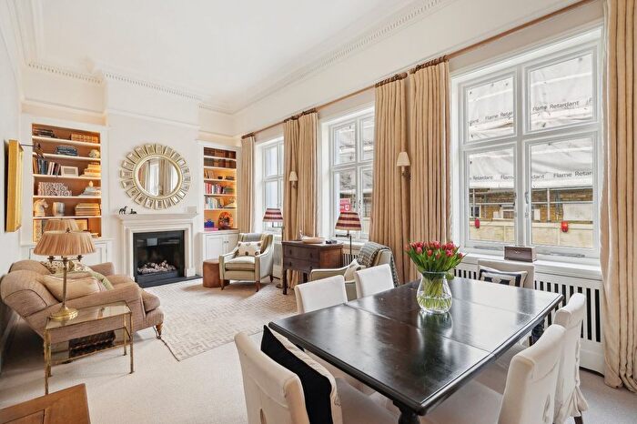 3 Bedroom Flat To Rent In Cornwall Gardens, London, SW7