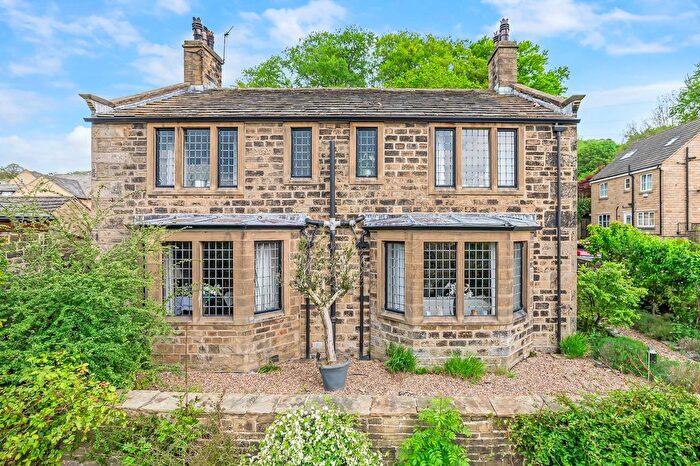 4 Bedroom Detached House For Sale In The Harrows, East Morton, BD20