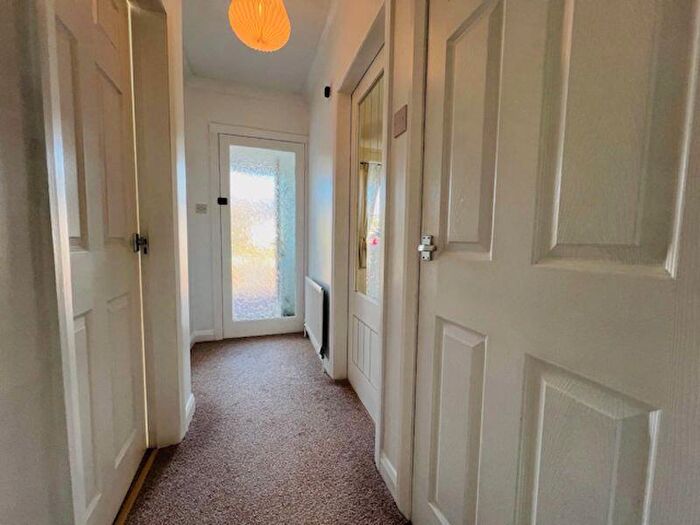 2 Bedroom Semi-Detached Bungalow For Sale In Wilson Close, Tarleton. Preston, PR4