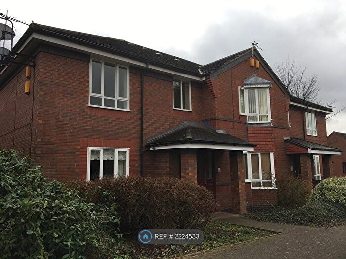 2 Bedroom Flat To Rent In St. Johns Chase, Wakefield, WF1