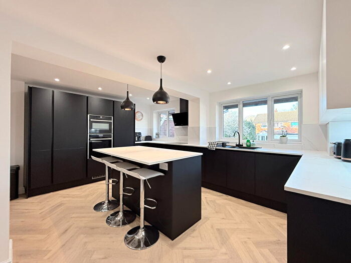 4 Bedroom Semi-Detached House For Sale In Pearmans Croft, Hollywood, B47