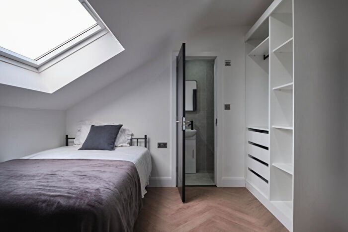 6 Bedroom Terraced House To Rent In Russell Road, Liverpool, Merseyside, L18