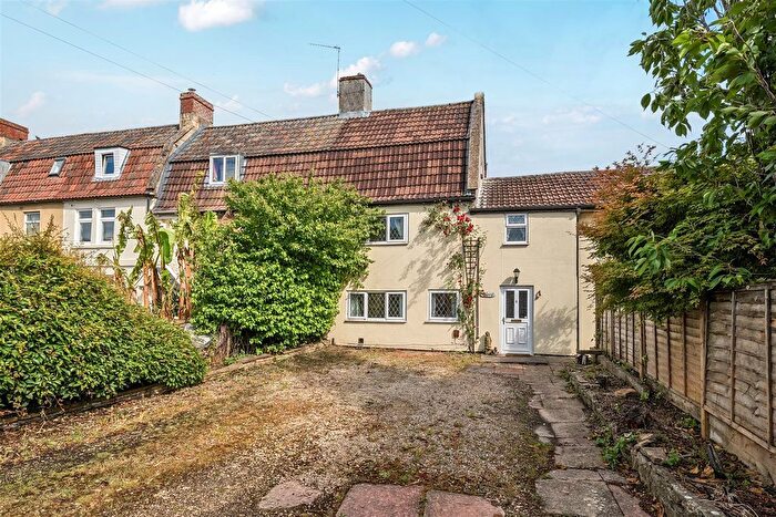 3 Bedroom End Terrace House For Sale In New Broughton Road, Melksham, SN12