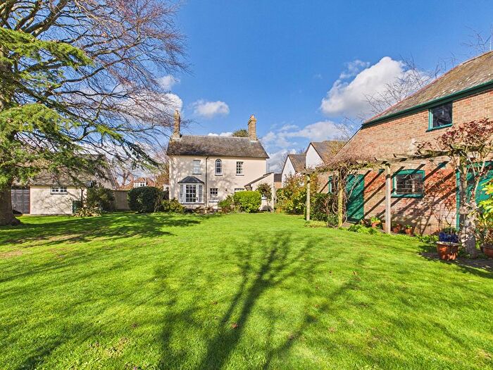 4 Bedroom Detached House For Sale In Railway Road, Downham Market, PE38