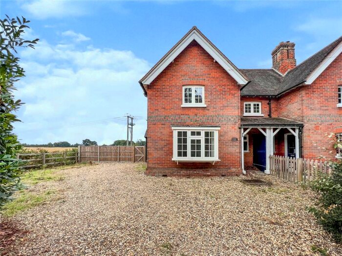 3 Bedroom Semi-Detached House To Rent In Travellers Corner Cottage, West End Road, Mortimer, Reading, RG7