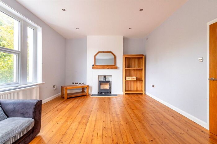 3 Bedroom Maisonette For Sale In Coronation Road, Southville, Bristol, BS3