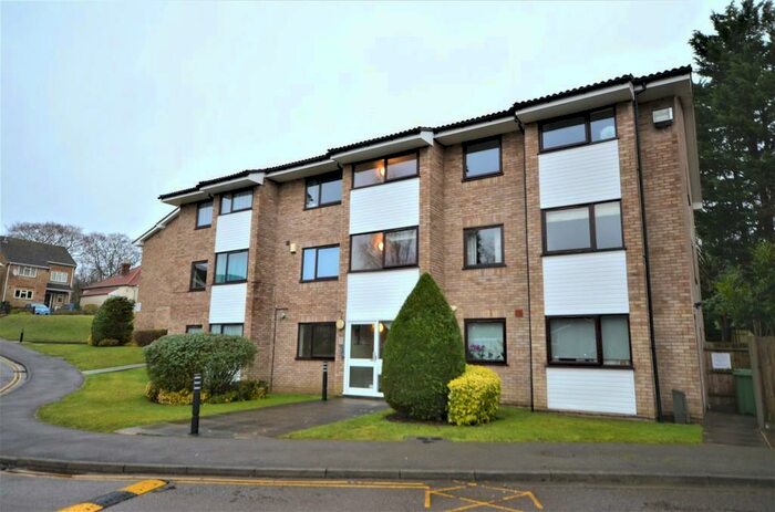 2 Bedroom Apartment To Rent In Clockhouse Road, Farnborough, GU14