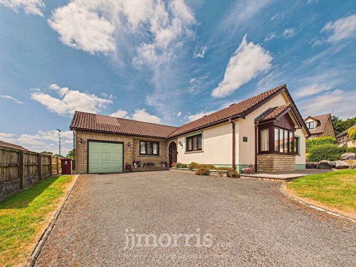 2 Bedroom Detached Bungalow For Sale In Springfield Park, Narberth, SA67