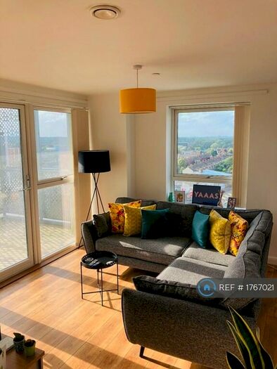 2 Bedroom Flat To Rent In Cannon Road, London, N17